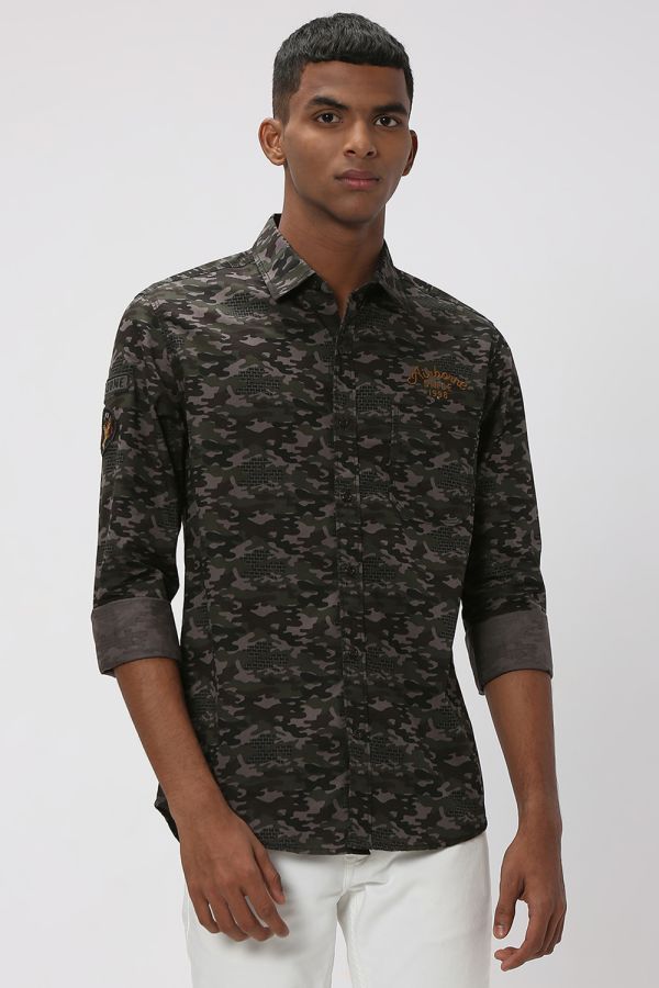 Camo Camo Print Slim Fit Casual Shirt