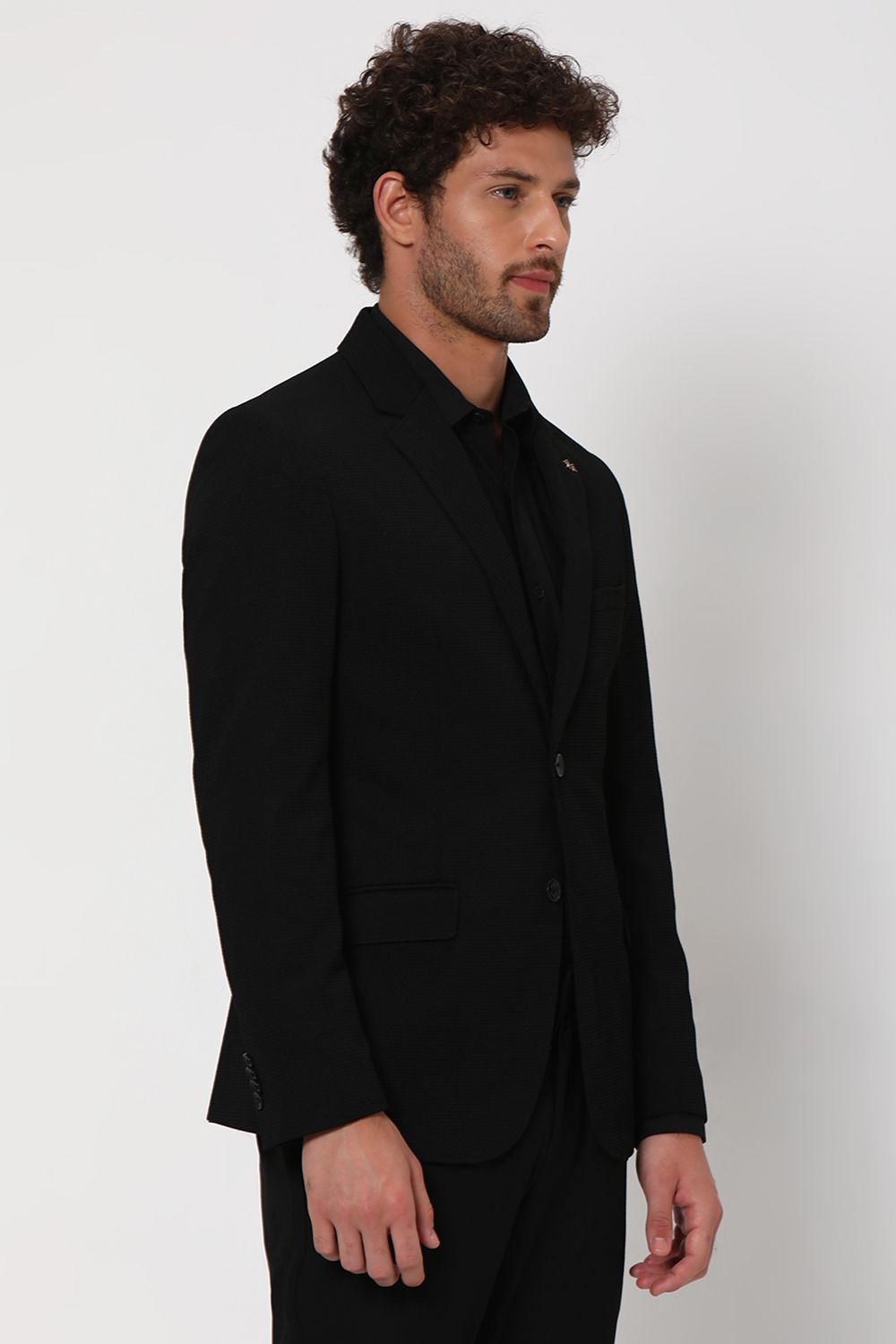 Buy Black Slim Fit Blazer Online at Muftijeans
